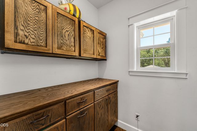 438 Murphy Creek Road, Grants Pass, OR 97527