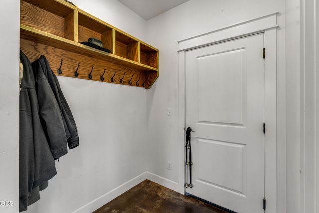 438 Murphy Creek Road, Grants Pass, OR 97527