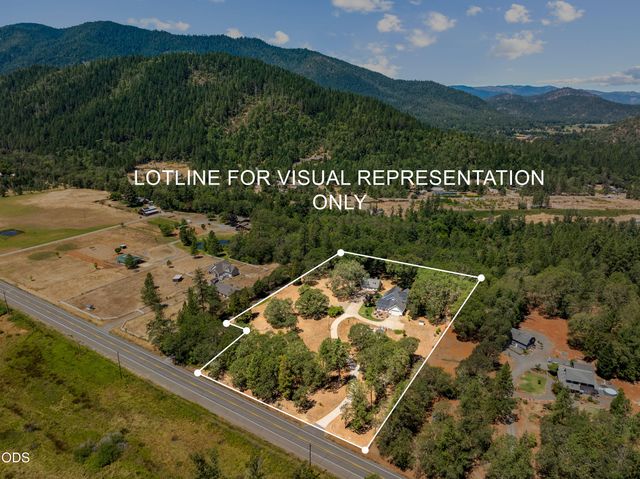 438 Murphy Creek Road, Grants Pass, OR 97527