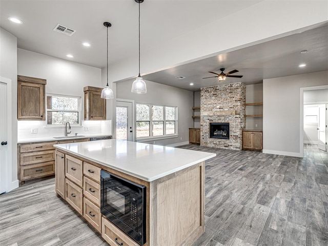 10470 Bison Way, Blanchard, OK 73010