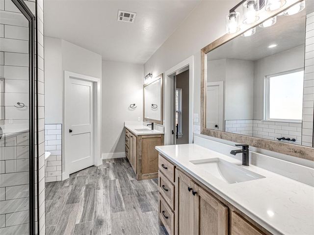 10470 Bison Way, Blanchard, OK 73010