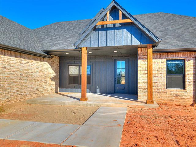 10470 Bison Way, Blanchard, OK 73010