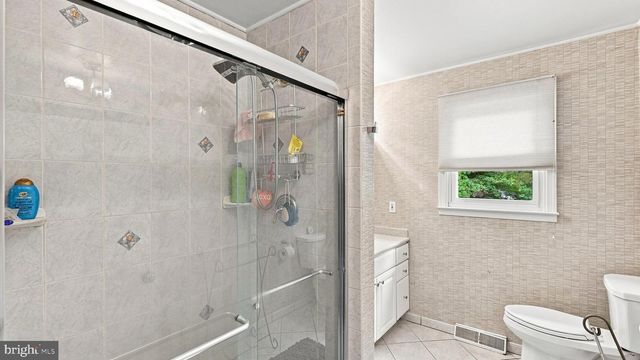 244 KIRK DR, Huntingdon Valley, PA 19006
