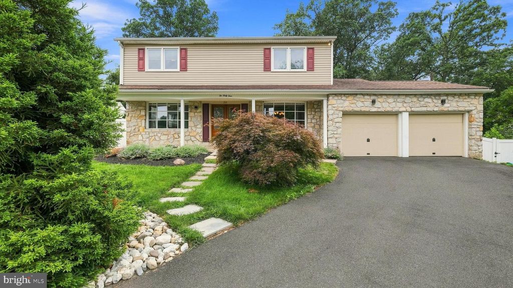 244 KIRK DR, Huntingdon Valley, PA 19006