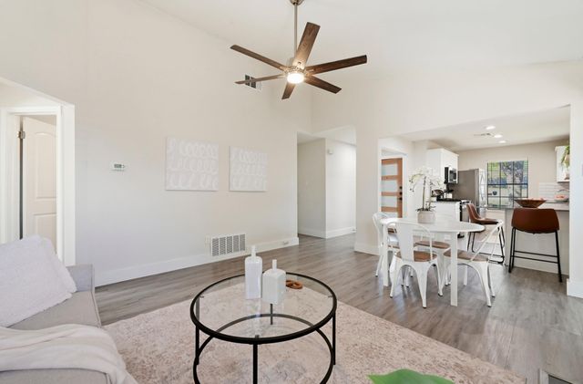 8501 Palace PKWY, Austin, TX 78748