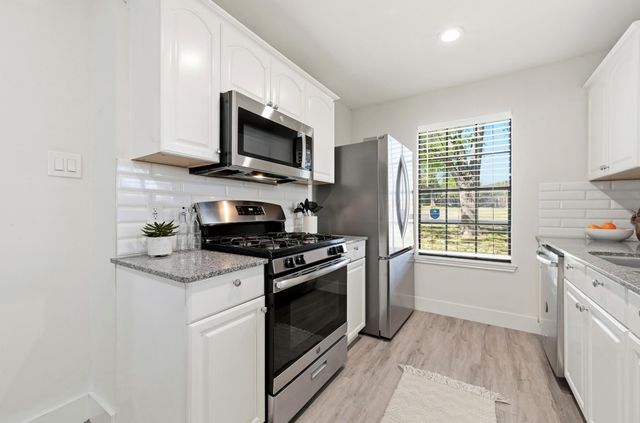 8501 Palace PKWY, Austin, TX 78748