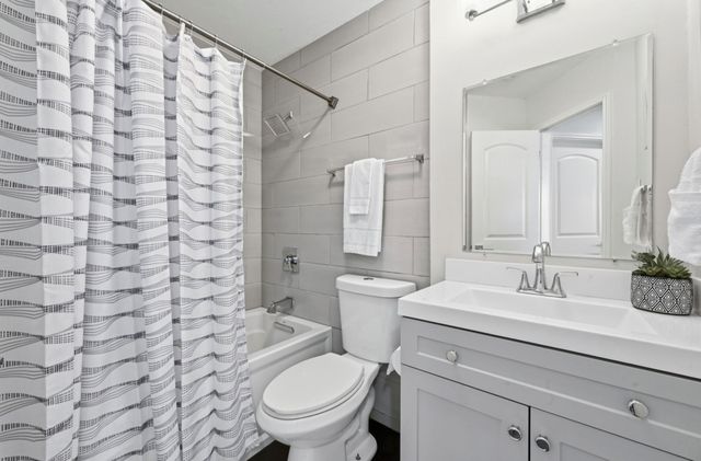 8501 Palace PKWY, Austin, TX 78748