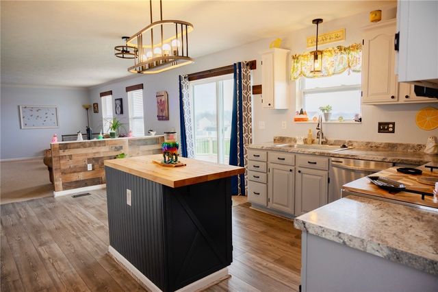 119 Pasture Crossing Drive, Buffalo Twp, PA 16055