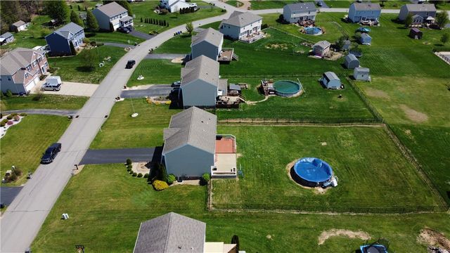 119 Pasture Crossing Drive, Buffalo Twp, PA 16055