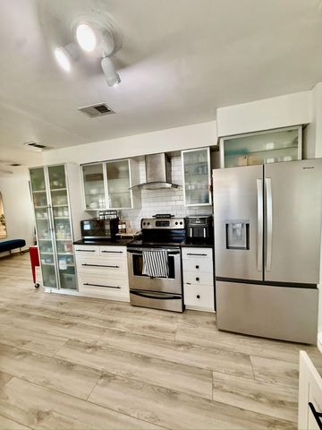 708 Spencer Drive, Fort Walton Beach, FL 32547