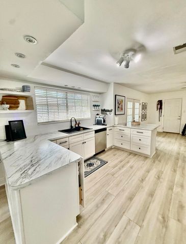 708 Spencer Drive, Fort Walton Beach, FL 32547