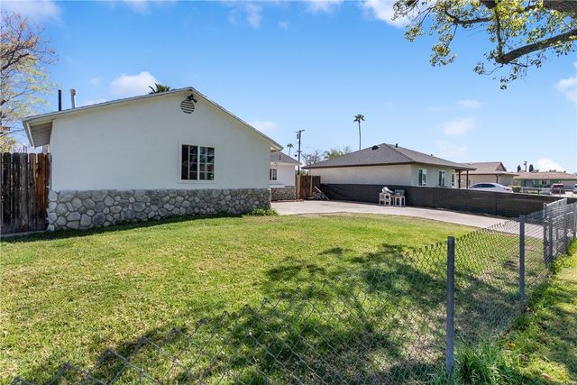 7715 Rogers Lane, San Bernardino, CA 92410