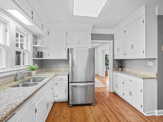 1177 Wade Street, Highland Park, IL 60035