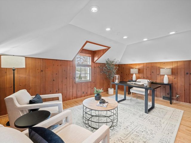 1177 Wade Street, Highland Park, IL 60035