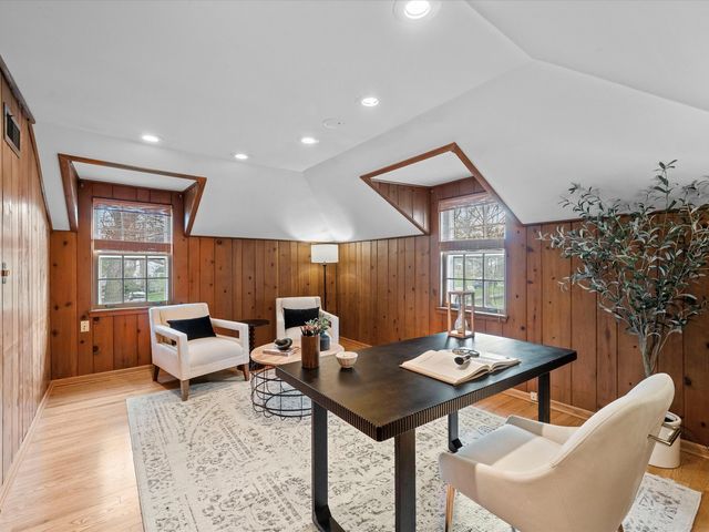 1177 Wade Street, Highland Park, IL 60035