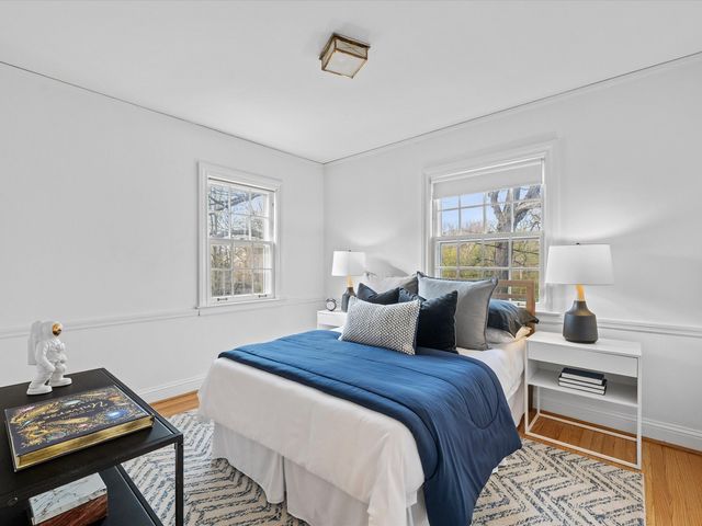 1177 Wade Street, Highland Park, IL 60035