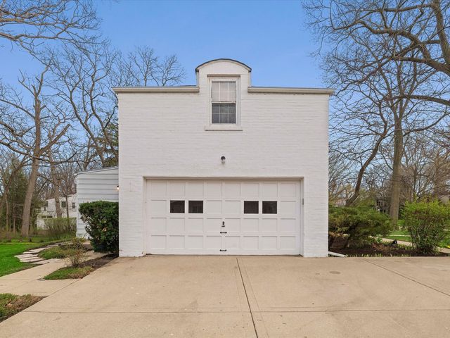 1177 Wade Street, Highland Park, IL 60035