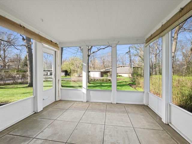 1177 Wade Street, Highland Park, IL 60035