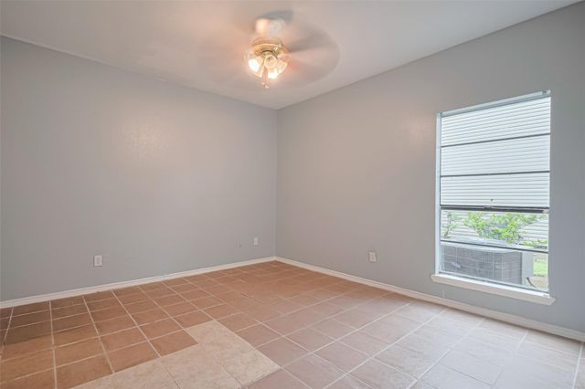 9707 Richmond Avenue 103, Houston, TX 77042