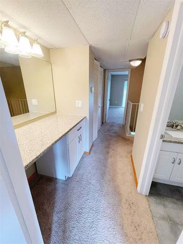 14402 REUTER STRASSE CIRCLE 223, Tampa, FL 33613