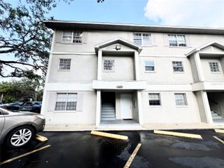 14402 REUTER STRASSE CIRCLE 223, Tampa, FL 33613