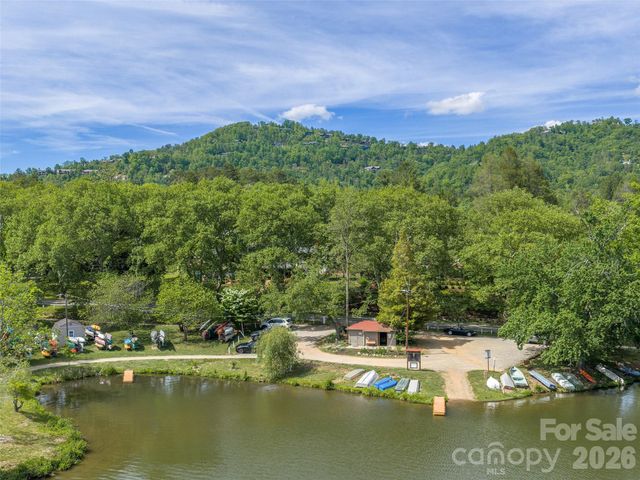 7 Glen Falls Road, Asheville, NC 28804