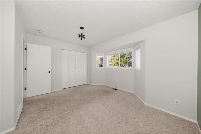1530 E 15th Ave, Spokane, WA 99203