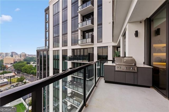 2425 Peachtree Road NE 1406, Atlanta, GA 30305