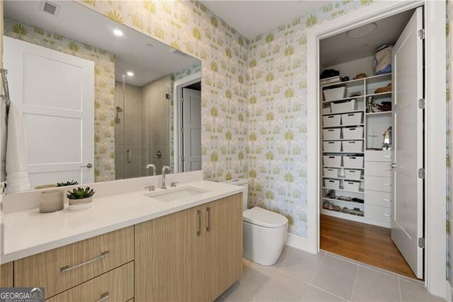 2425 Peachtree Road NE 1406, Atlanta, GA 30305
