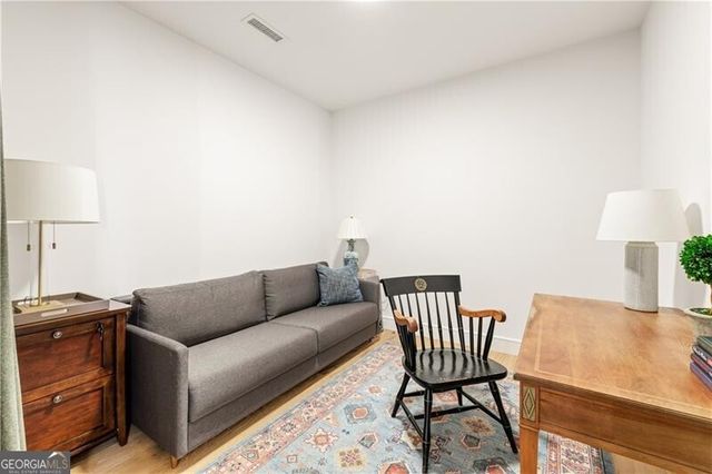 2425 Peachtree Road NE 1406, Atlanta, GA 30305