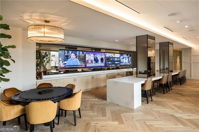 2425 Peachtree Road NE 1406, Atlanta, GA 30305