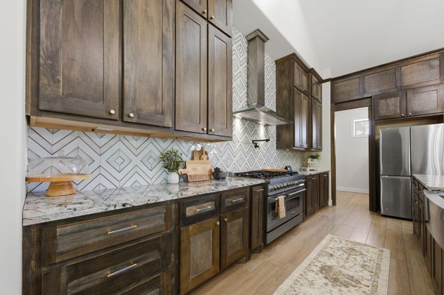 7115 S Suzanne St, Derby, KS 67037