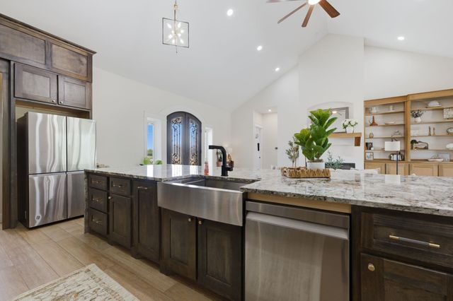 7115 S Suzanne St, Derby, KS 67037