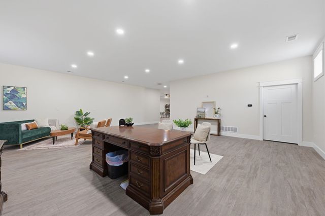 7115 S Suzanne St, Derby, KS 67037