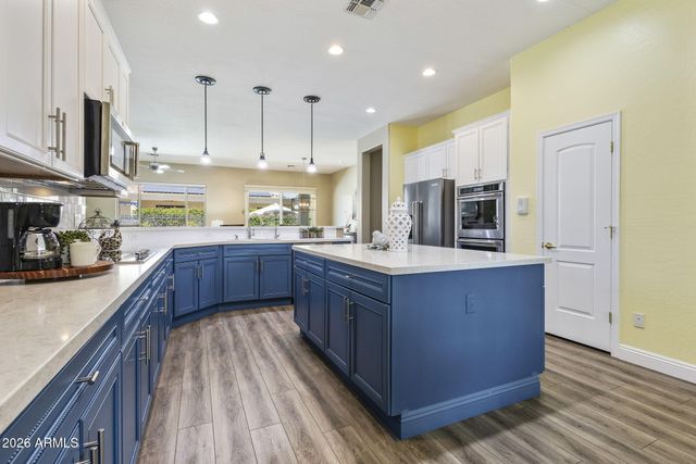 13426 W LOS BANCOS Drive, Sun City West, AZ 85375