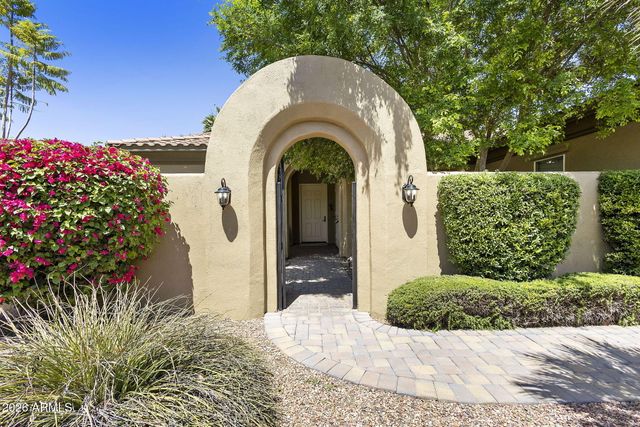 13426 W LOS BANCOS Drive, Sun City West, AZ 85375