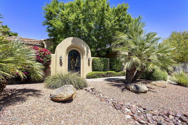 13426 W LOS BANCOS Drive, Sun City West, AZ 85375