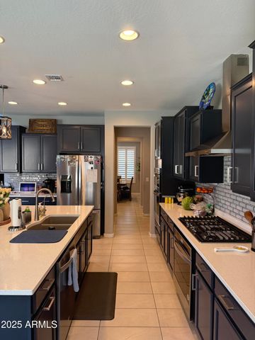 6980 W REDBIRD Road, Peoria, AZ 85383