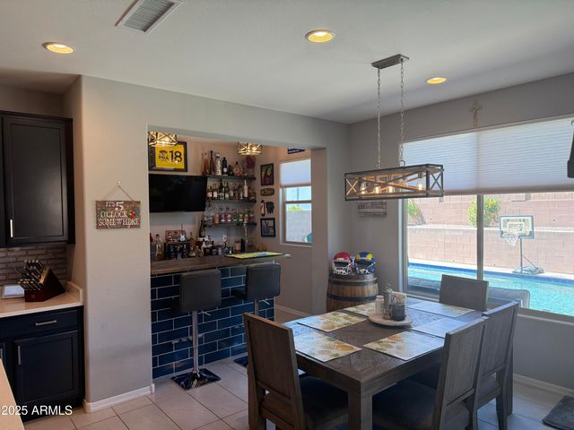 6980 W REDBIRD Road, Peoria, AZ 85383