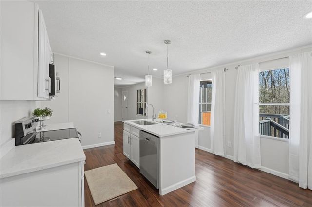67 Forest Lake Circle Road, Pendergrass, GA 30567