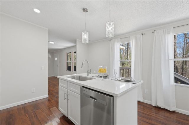 67 Forest Lake Circle Road, Pendergrass, GA 30567