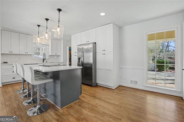 7330 Hunters Branch Drive NE, Atlanta, GA 30328