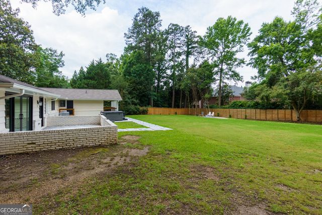 7330 Hunters Branch Drive NE, Atlanta, GA 30328