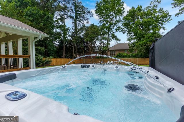 7330 Hunters Branch Drive NE, Atlanta, GA 30328