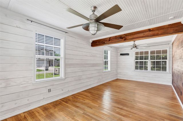 202 E Kay Street, Dayton, TX 77535