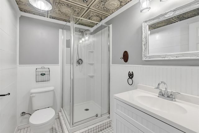 202 E Kay Street, Dayton, TX 77535
