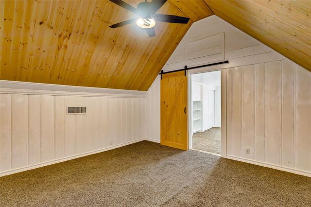 202 E Kay Street, Dayton, TX 77535