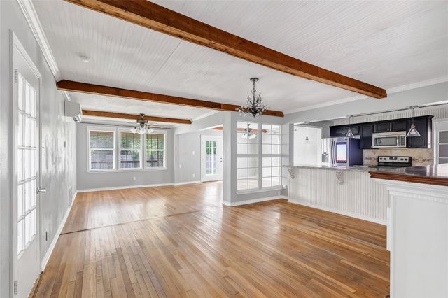 202 E Kay Street, Dayton, TX 77535