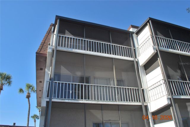 9201 TUDOR DRIVE C215, Tampa, FL 33615