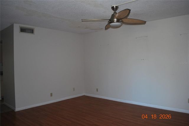9201 TUDOR DRIVE C215, Tampa, FL 33615